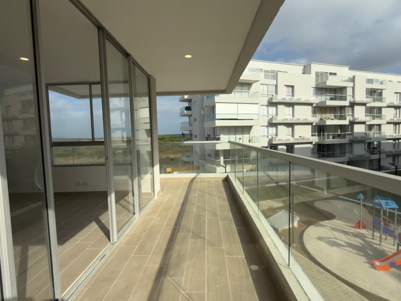 Imagen principal de Apartamento en Arriendo Serena Del Mar