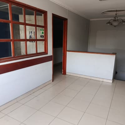 Imagen de Oficina en Arriendo Tesca