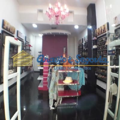 Imagen de Local en Arriendo Pie De La Popa