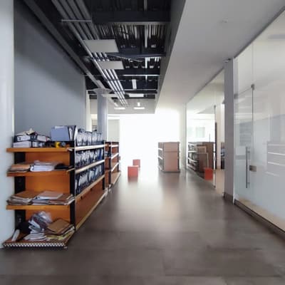 Imagen de Oficina en Arriendo Manga