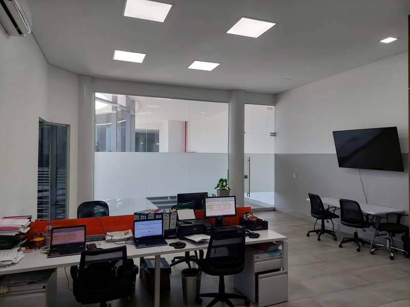 Imagen principal de Oficina en Arriendo Manga