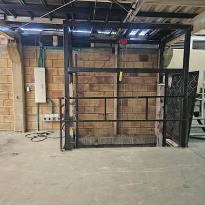 Imagen de Bodega en Arriendo TOBERIN