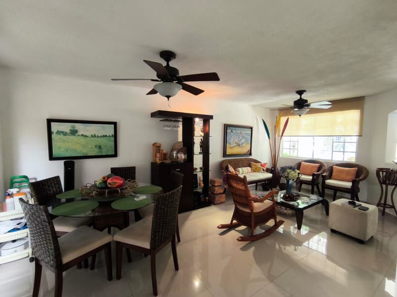 Imagen principal de Casa en Venta Bavaria