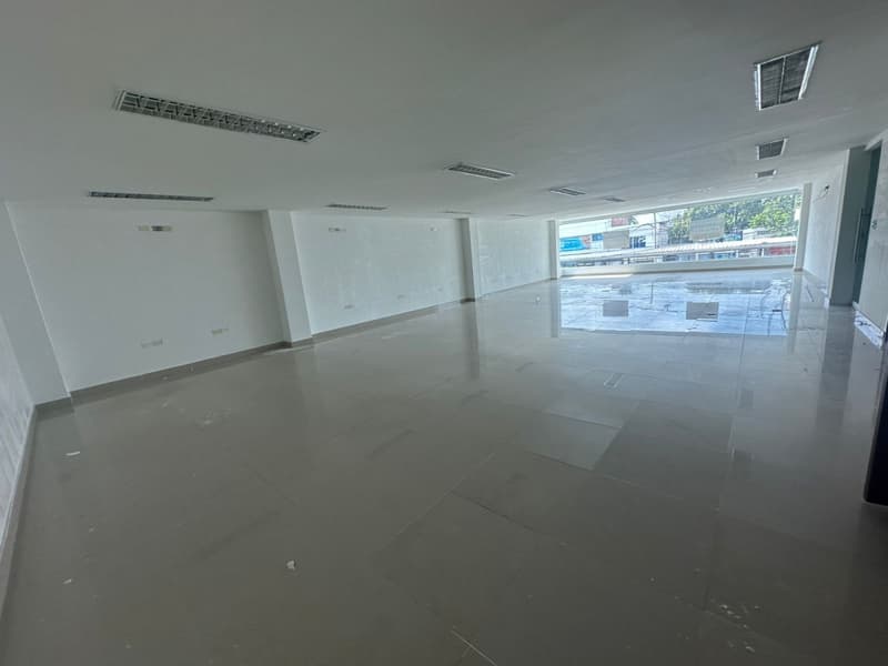 Imagen principal de Edificio en Arriendo Amberes