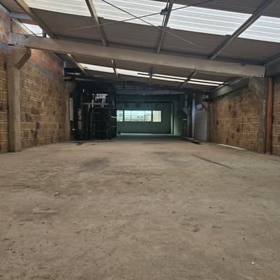 Imagen de Bodega en Arriendo TOBERIN