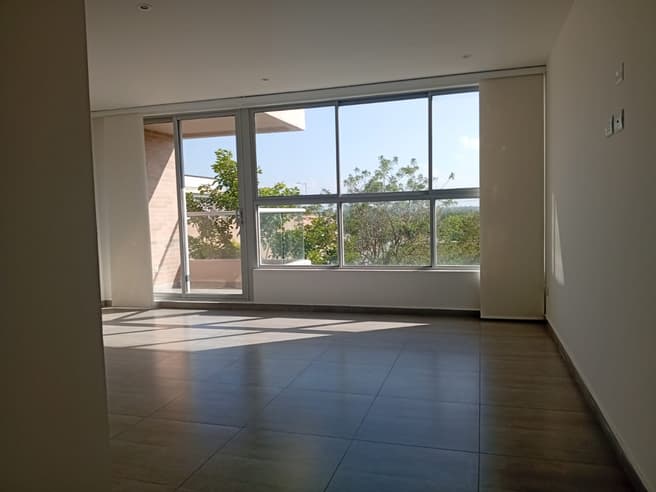Imagen principal de Apartamento en Venta PORTAL DE GENOVES
